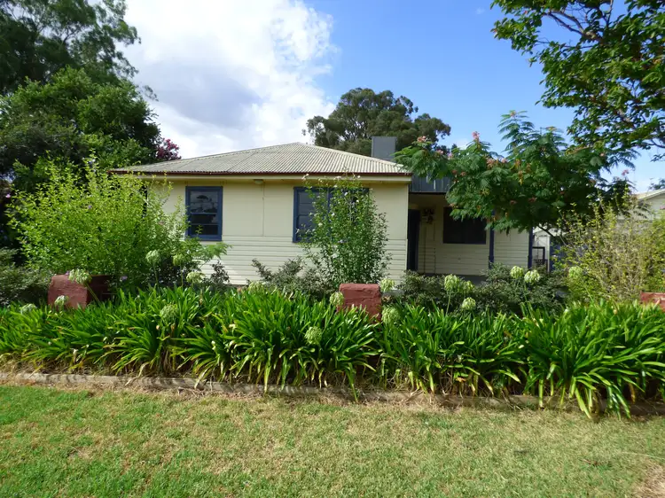 16 Elizabeth Street, Forbes NSW 2871