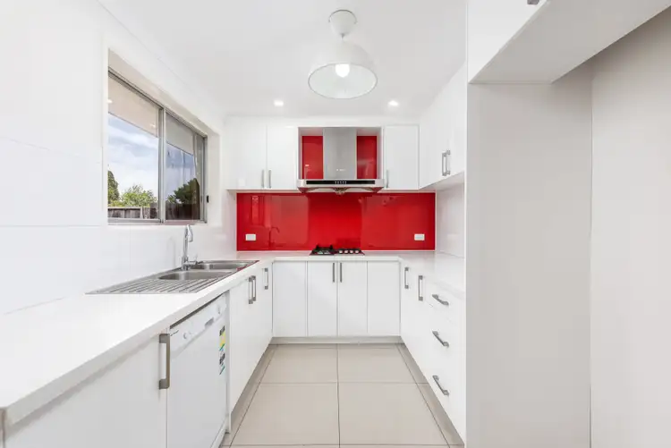 Fourth view of Homely house listing, 40 Madigan Crescent, Mill Park VIC 3082