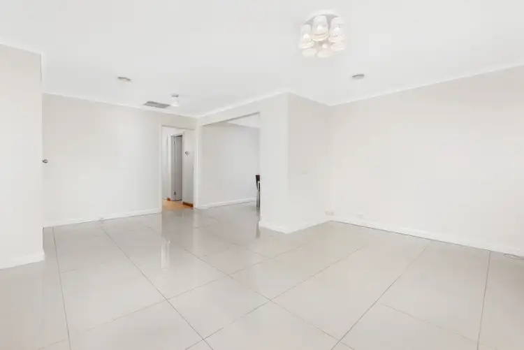 Fifth view of Homely house listing, 40 Madigan Crescent, Mill Park VIC 3082