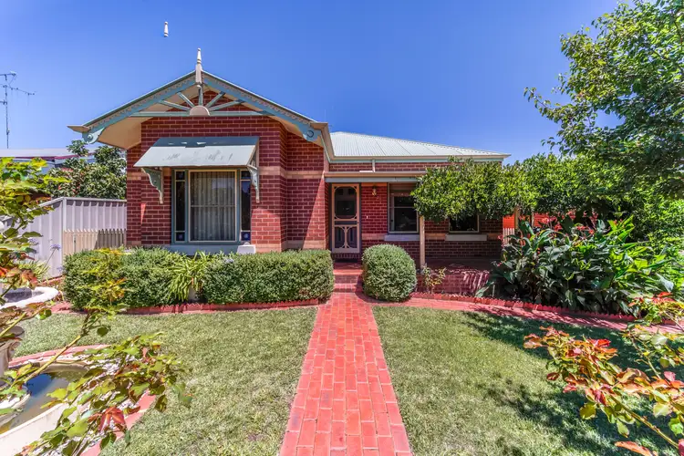 28 Marnie Road, Kennington VIC 3550