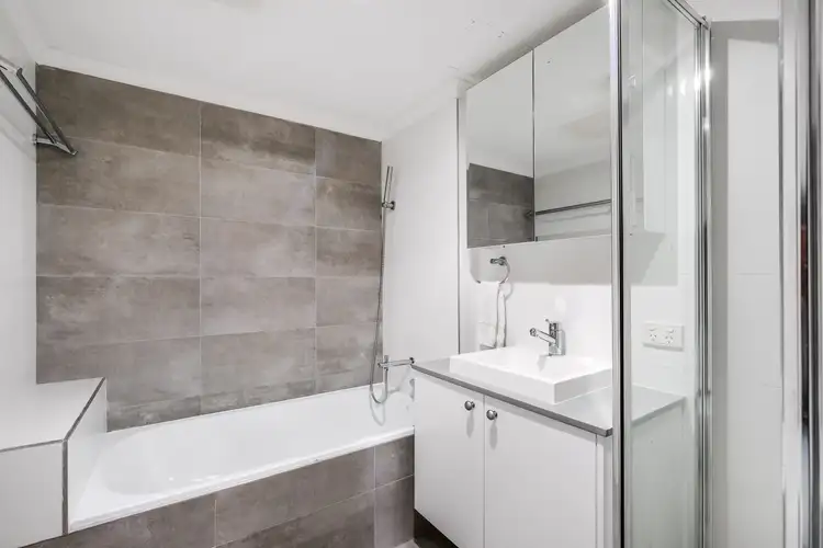 Sixth view of Homely unit listing, 18/5 Mead Drive, Chipping Norton NSW 2170