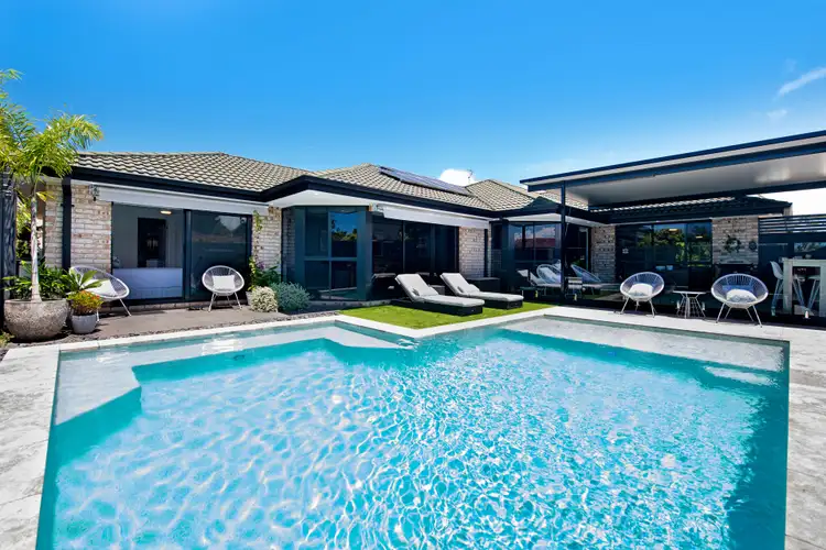 18 Breakwater Road, Robina QLD 4226