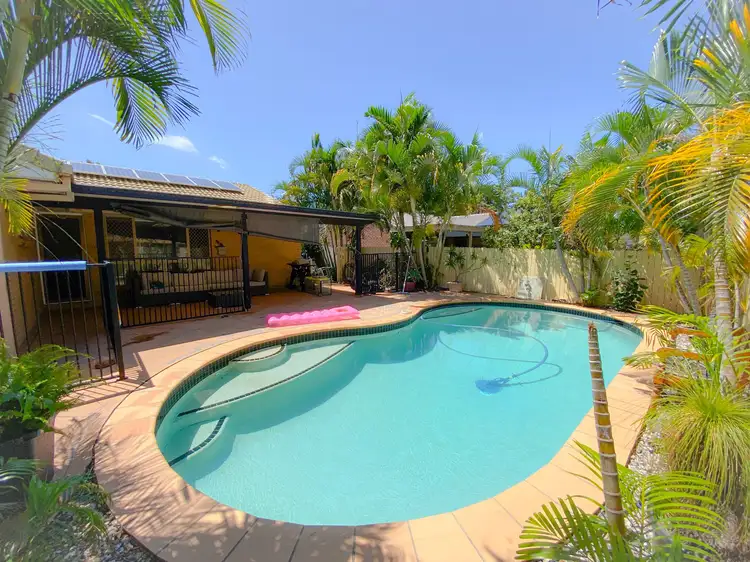 1/10 Kangaroo Avenue, Coombabah QLD 4216