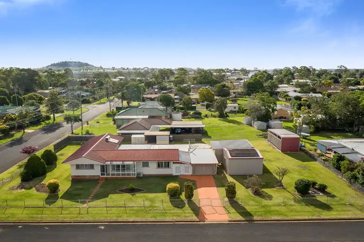 15 Holmes Street, Pittsworth QLD 4356