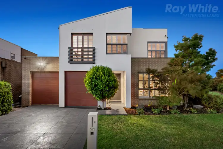 3 Paragon Way, Waterways VIC 3195