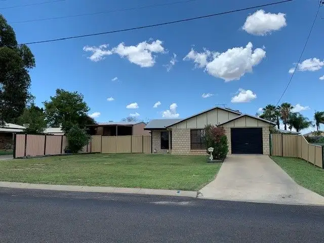 124 Bowen Street, Roma QLD 4455