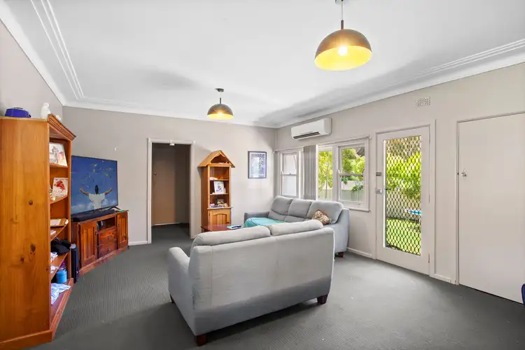 Fifth view of Homely house listing, 139 Lakedge Avenue, Berkeley Vale NSW 2261