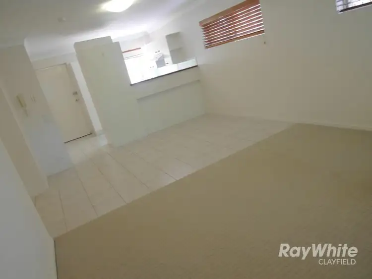 Fourth view of Homely unit listing, 2/34 Wooloowin Avenue, Wooloowin QLD 4030