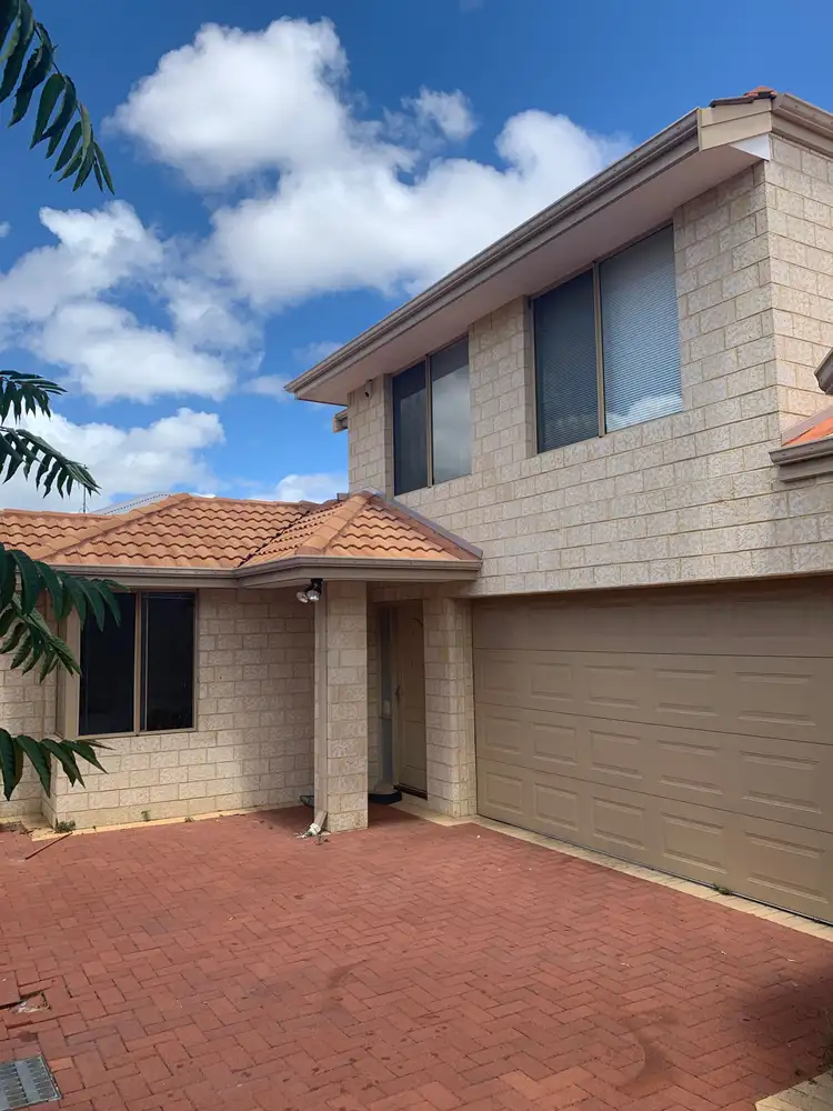 10d Myimbar Way