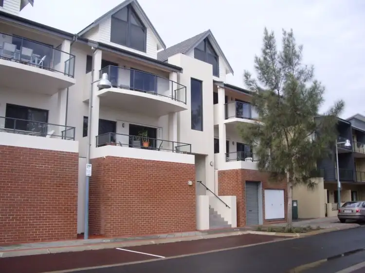 44 Marlston Quay Apartments