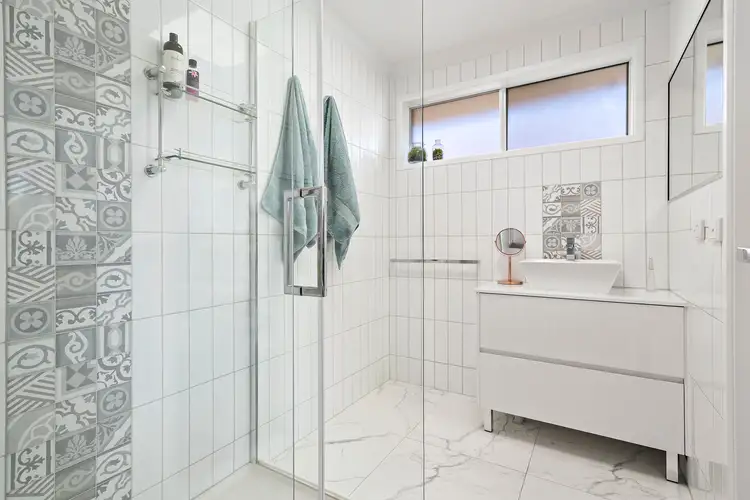 Sixth view of Homely house listing, 10 Alter Court, Skye VIC 3977