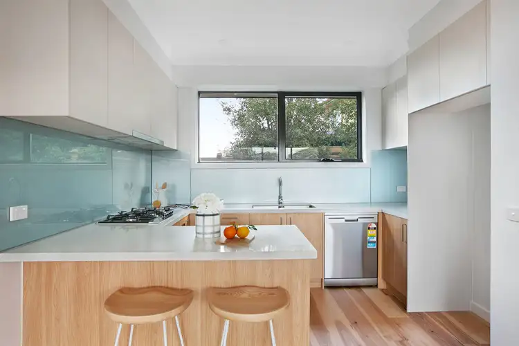 Sixth view of Homely townhouse listing, 2/9 Aberdeen Street, Reservoir VIC 3073