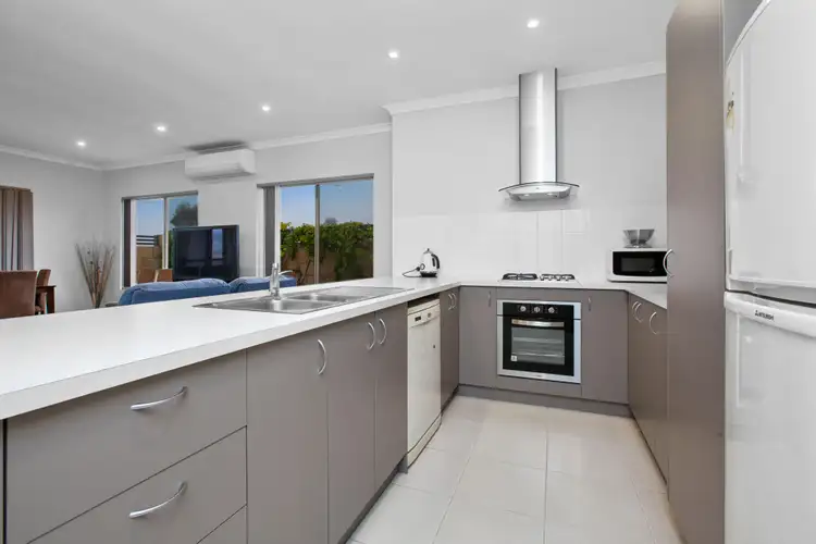 Fifth view of Homely house listing, 25 Devine Court, Baldivis WA 6171