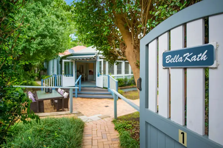 1 Hammond Avenue, Normanhurst NSW 2076