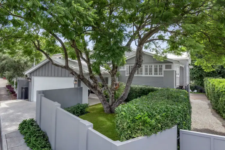 66 Hipwood Road, Hamilton QLD 4007