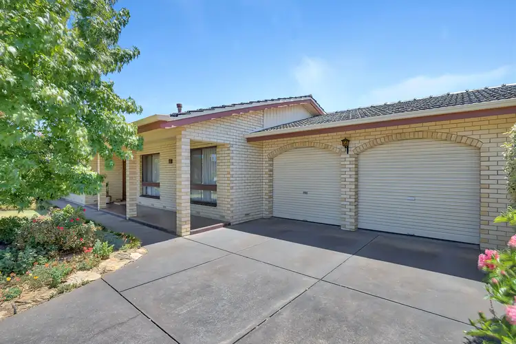 15 Chatswood Crescent, Kidman Park SA 5025
