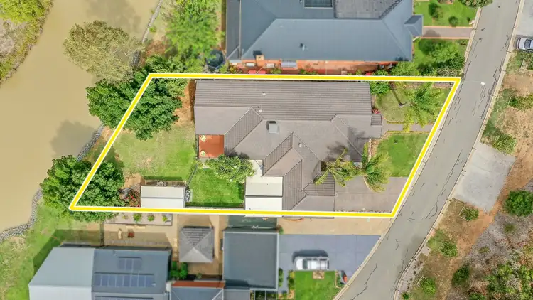 Second view of Homely house listing, 25 Kingfisher Drive West, Moama NSW 2731