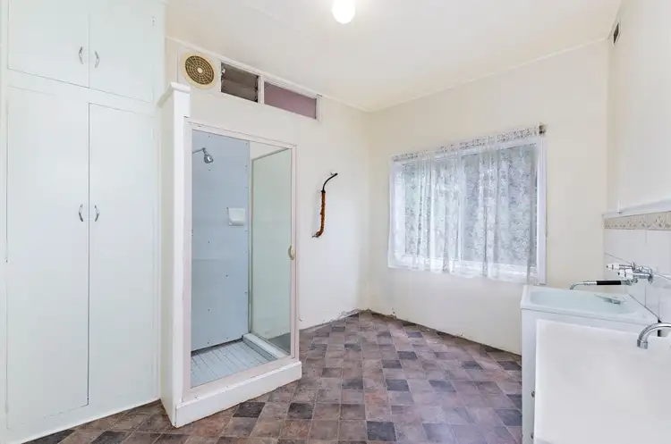 Fifth view of Homely unit listing, 16 Gladstone Street, Warrnambool VIC 3280