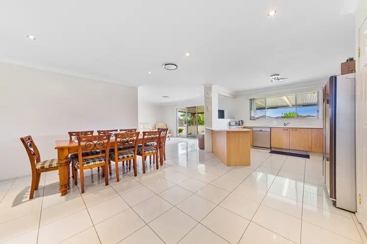 Fifth view of Homely house listing, 9 Crestleigh Close, Woongarrah NSW 2259