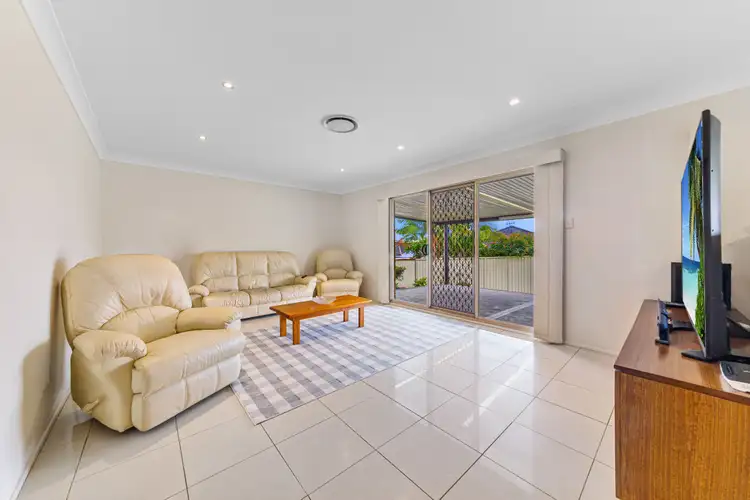 Sixth view of Homely house listing, 9 Crestleigh Close, Woongarrah NSW 2259