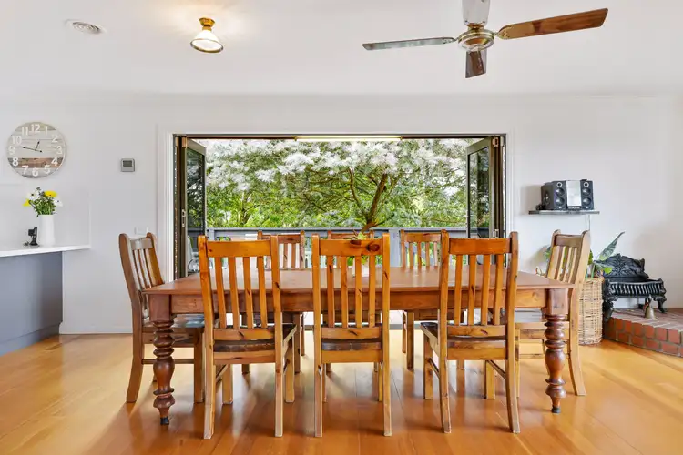 Second view of Homely house listing, 7 Abbeydale Court, Berwick VIC 3806