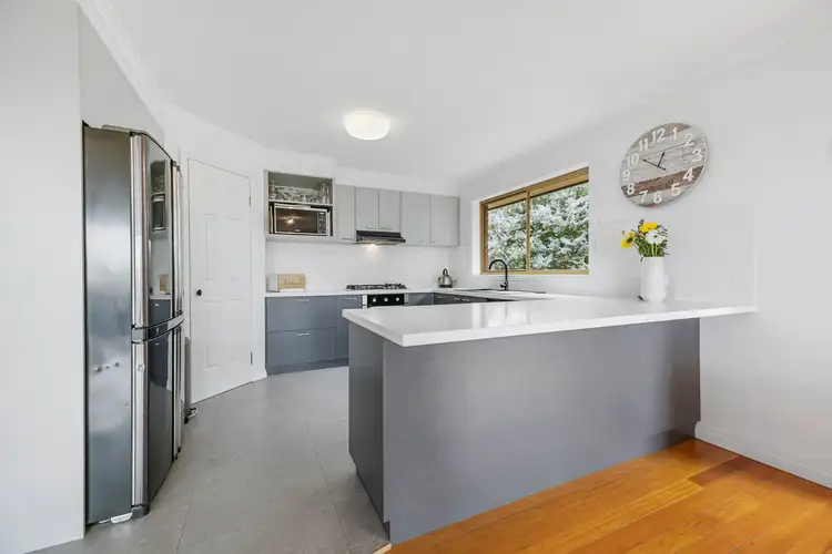 Third view of Homely house listing, 7 Abbeydale Court, Berwick VIC 3806