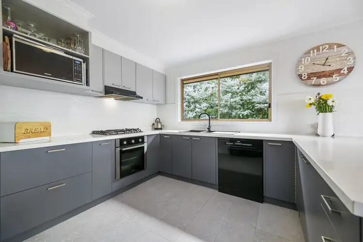 Fourth view of Homely house listing, 7 Abbeydale Court, Berwick VIC 3806