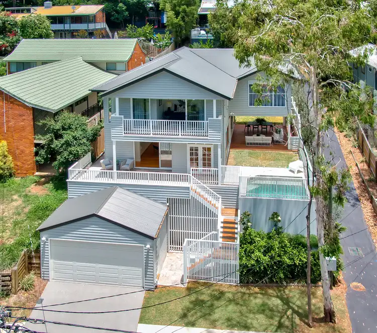 13 Rosewood Street, Bardon QLD 4065