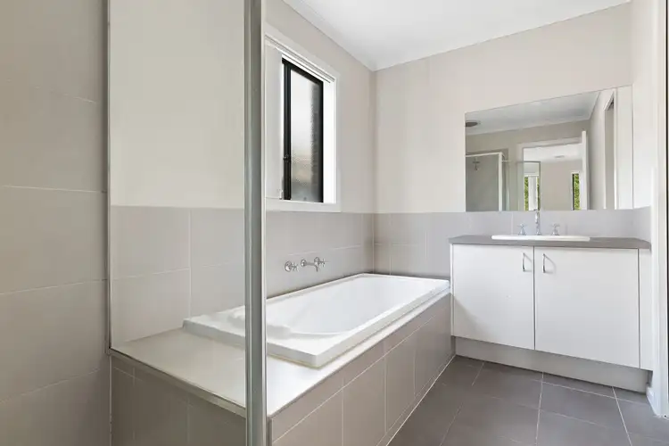 Fifth view of Homely house listing, 5 Meadowview Way, Tarneit VIC 3029