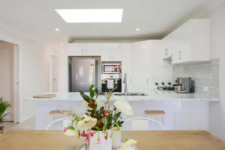 Sixth view of Homely unit listing, 1/8 Enid Street, Armidale NSW 2350