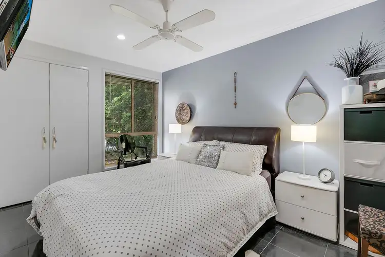 2/1 Hollywood Place, Oxenford QLD 4210