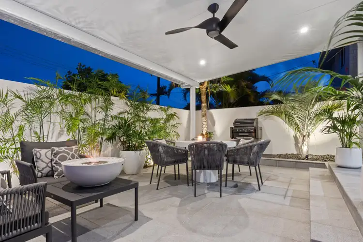 Sixth view of Homely house listing, 2/35 Stradbroke Street, Biggera Waters QLD 4216