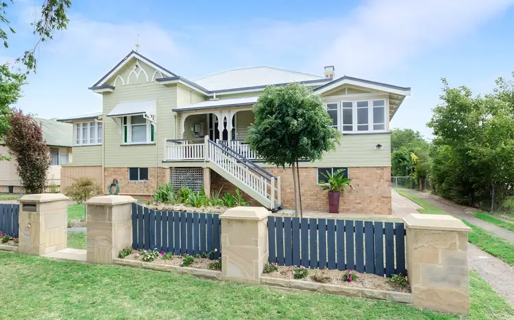11 Wood Street, Warwick QLD 4370