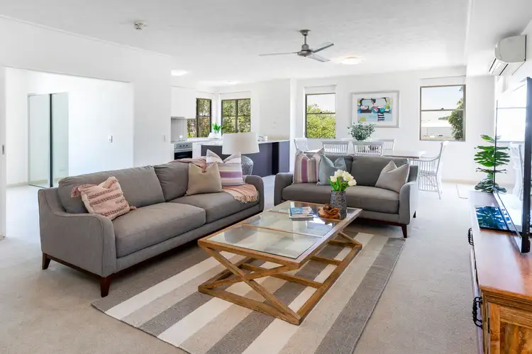 121/64 Sickle Avenue, Hope Island QLD 4212