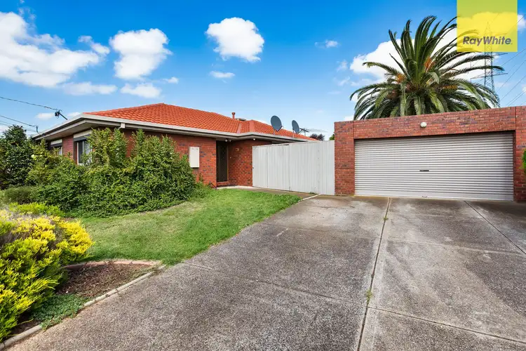 95 Mulhall Drive, St Albans VIC 3021