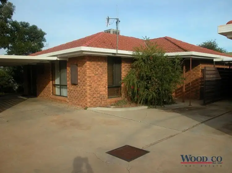 13 Nowie Street