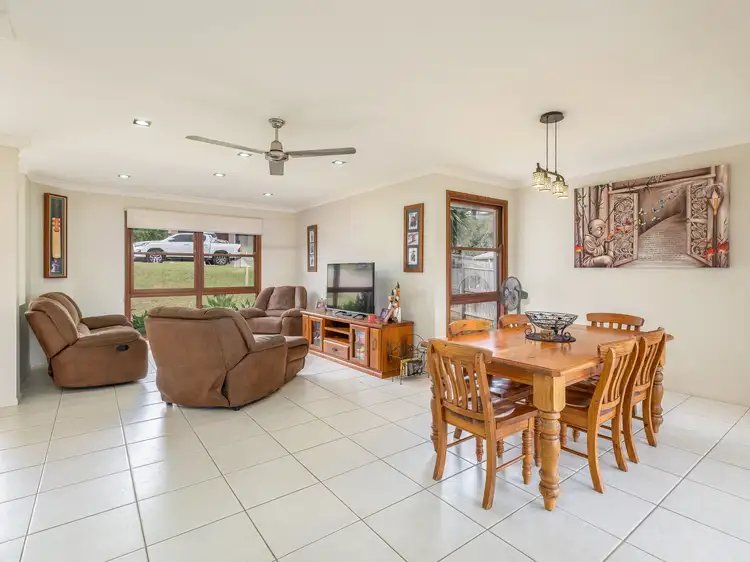 Fifth view of Homely house listing, 3 Parkview Close, Southside QLD 4570