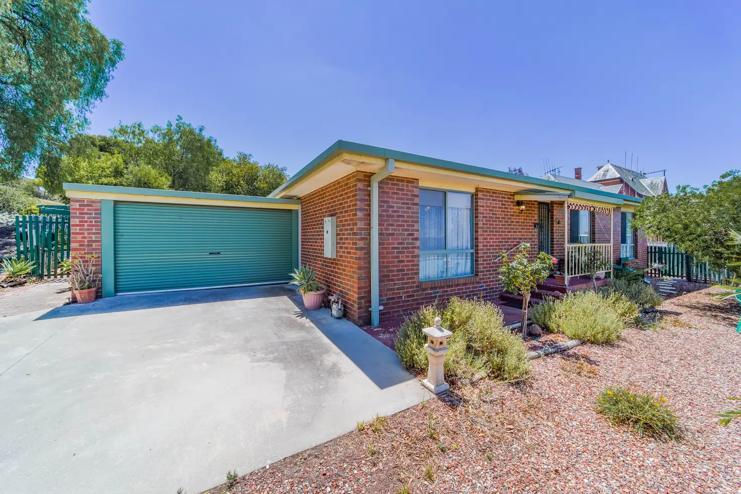 Main view of Homely house listing, 10 Dean Street, Long Gully VIC 3550