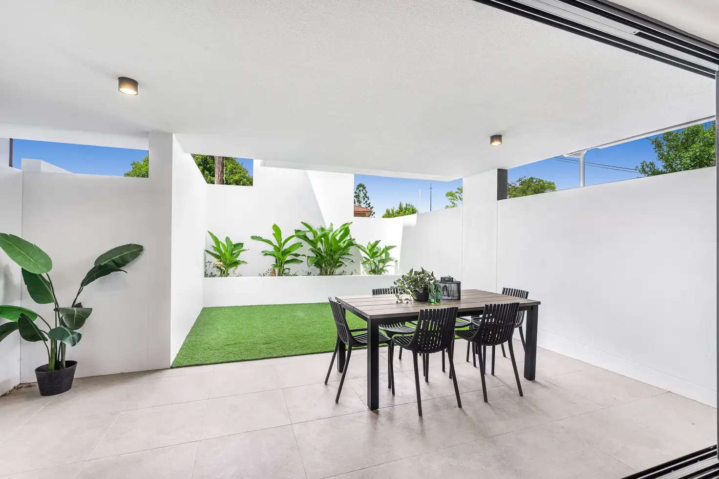 Main view of Homely apartment listing, 1/92-96 Ernest, Manly QLD 4179
