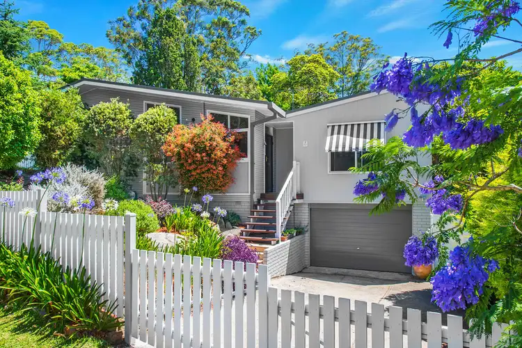 1/2 Gilgandra Avenue, Thornleigh NSW 2120