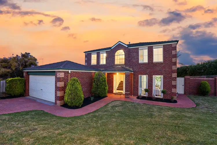 45 Mulquiney Crescent, Highton VIC 3216