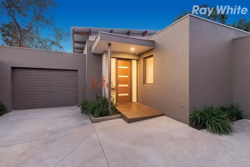 Main view of Homely unit listing, 2/9 King Parade, Knoxfield VIC 3180