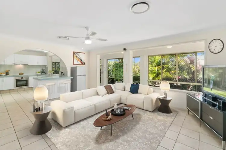 30 Kaffia Court, Elanora QLD 4221