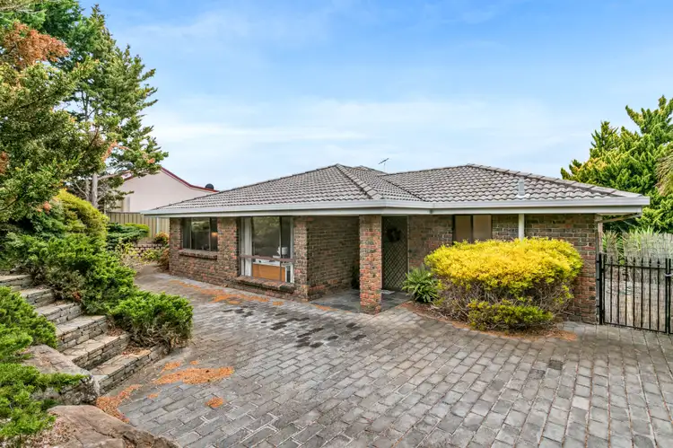 40 Quinvale Road, Hallett Cove SA 5158