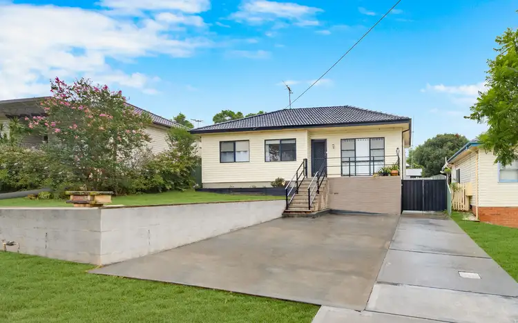 5 Bundarra Road, Campbelltown NSW 2560