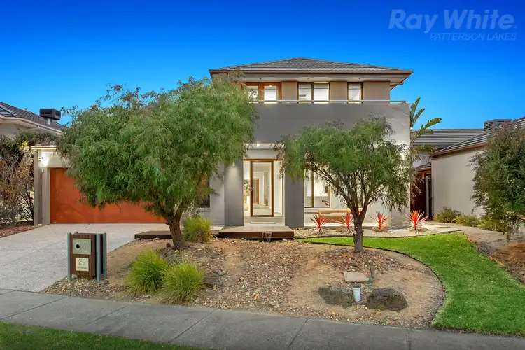 29 Deepwater Drive, Waterways VIC 3195