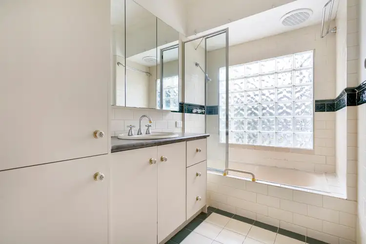 Fourth view of Homely house listing, 7 Weabra Court, Chadstone VIC 3148