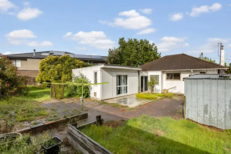 Fifth view of Homely house listing, 7 Weabra Court, Chadstone VIC 3148