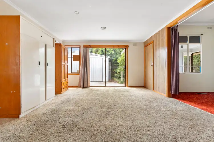 Second view of Homely house listing, 8 Myora Court, Chadstone VIC 3148