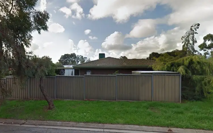 6 Bundarra Court, Craigmore SA 5114